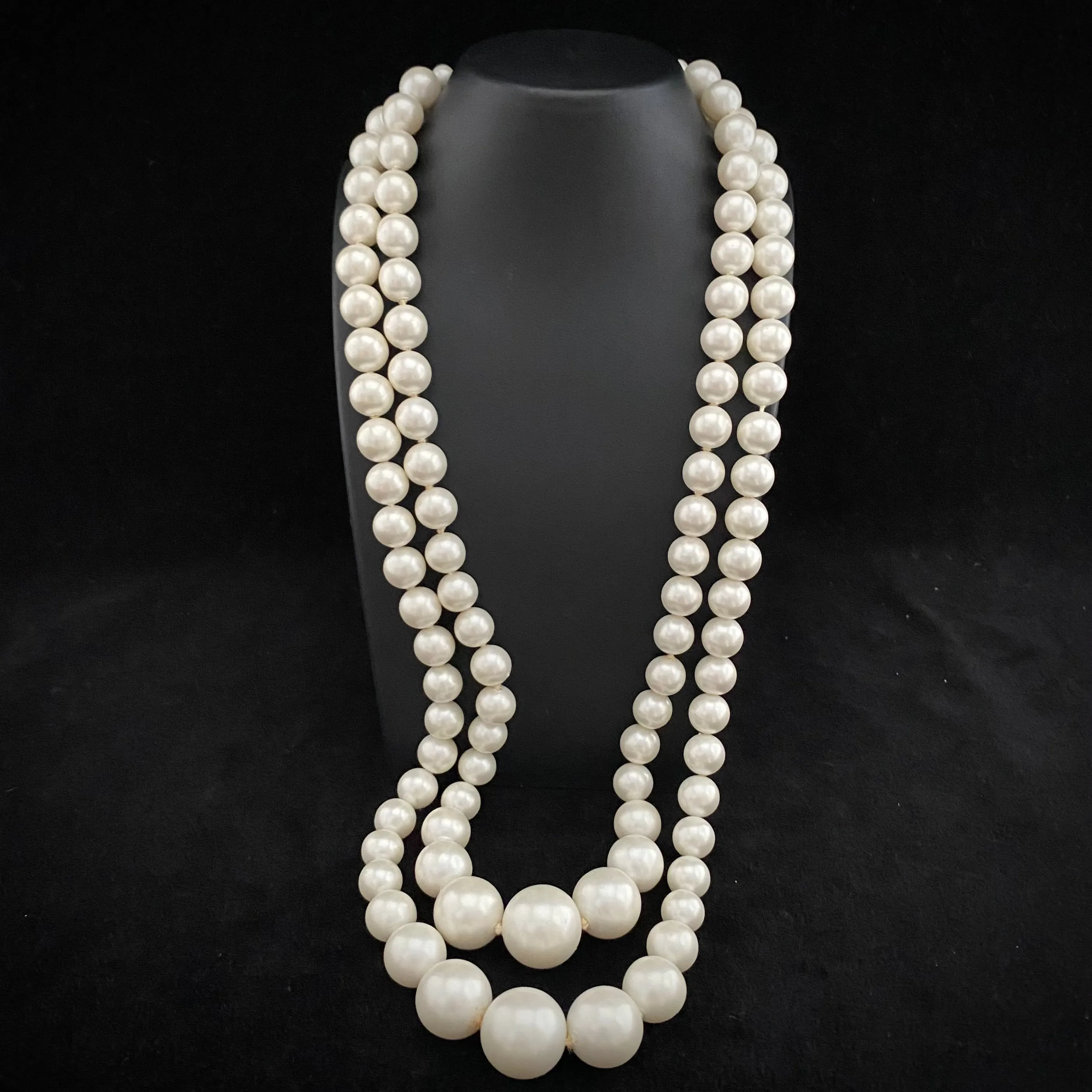 1960s Japan Hand-Knotted Faux Pearl Necklace
