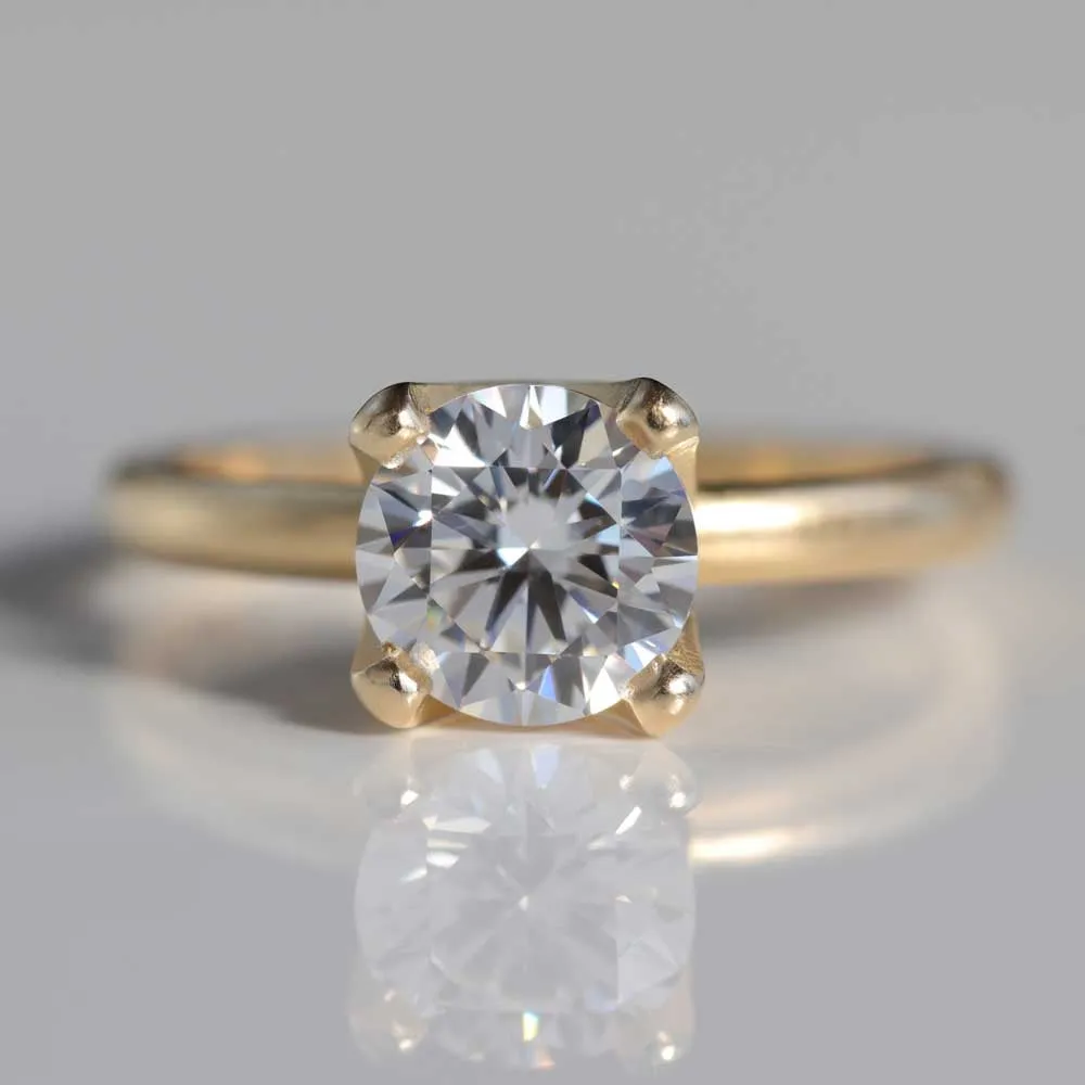 7mm Crown Solitaire •