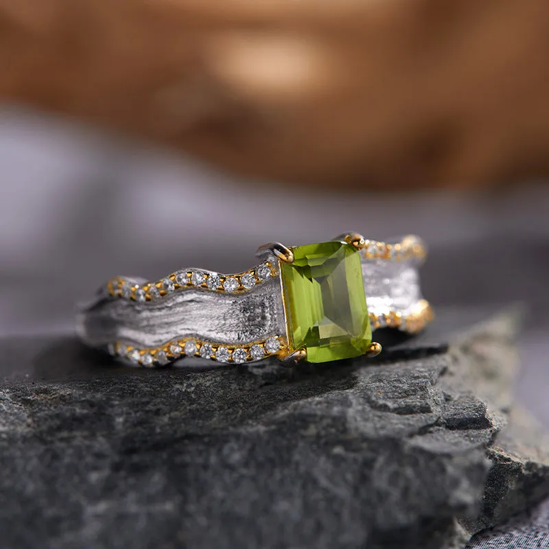 925V Silver Natural Peridot Frosted Open Ring