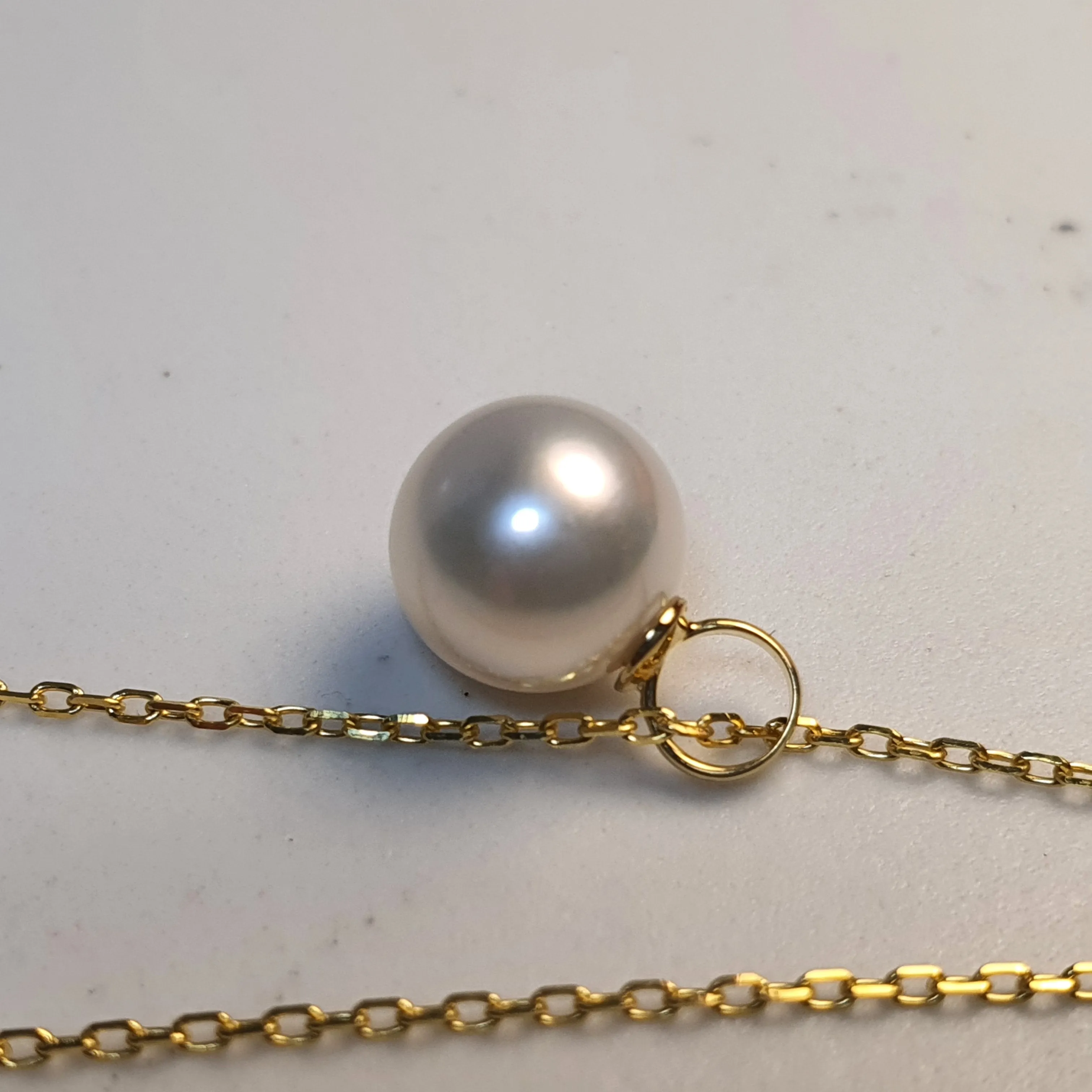 Akoya Pearl & Whale Tail Pendant   Chain, 18K Yellow Gold