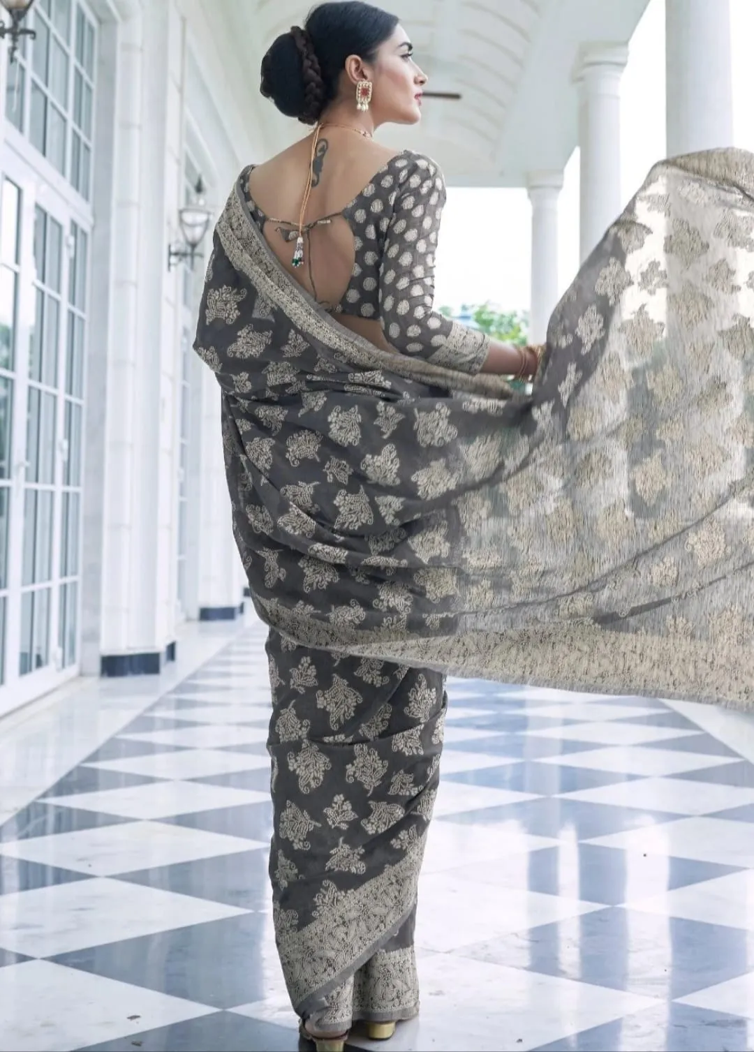 Banarasi Cotton Chikankari Weaving Saree