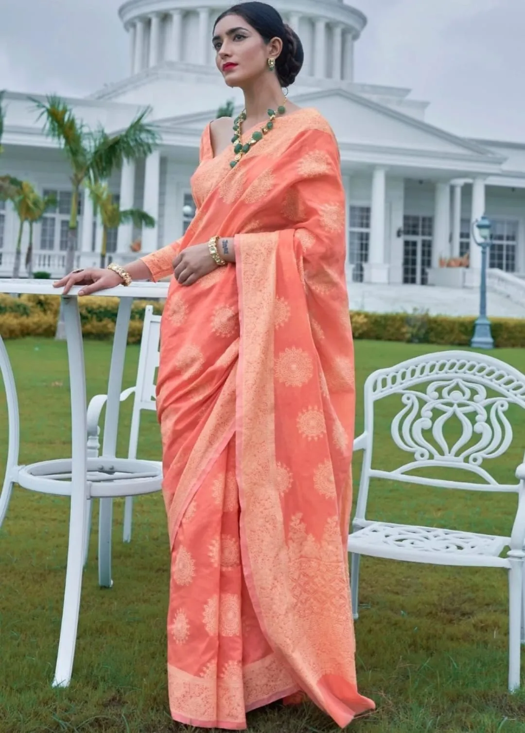 Banarasi Cotton Chikankari Weaving Saree
