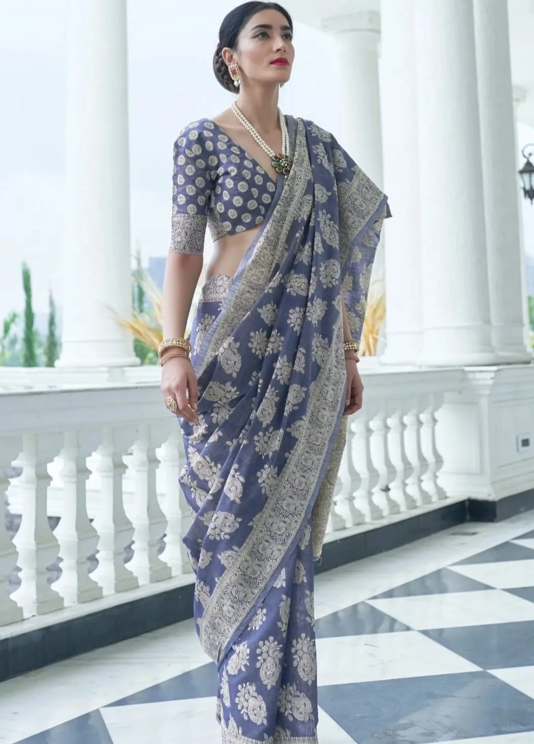 Banarasi Cotton Chikankari Weaving Saree