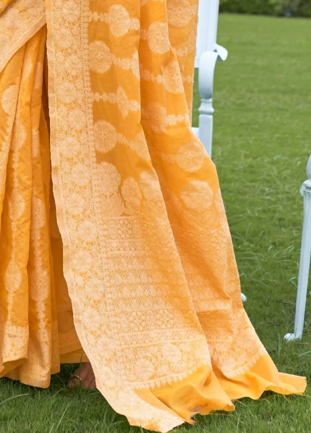 Banarasi Cotton Chikankari Weaving Saree