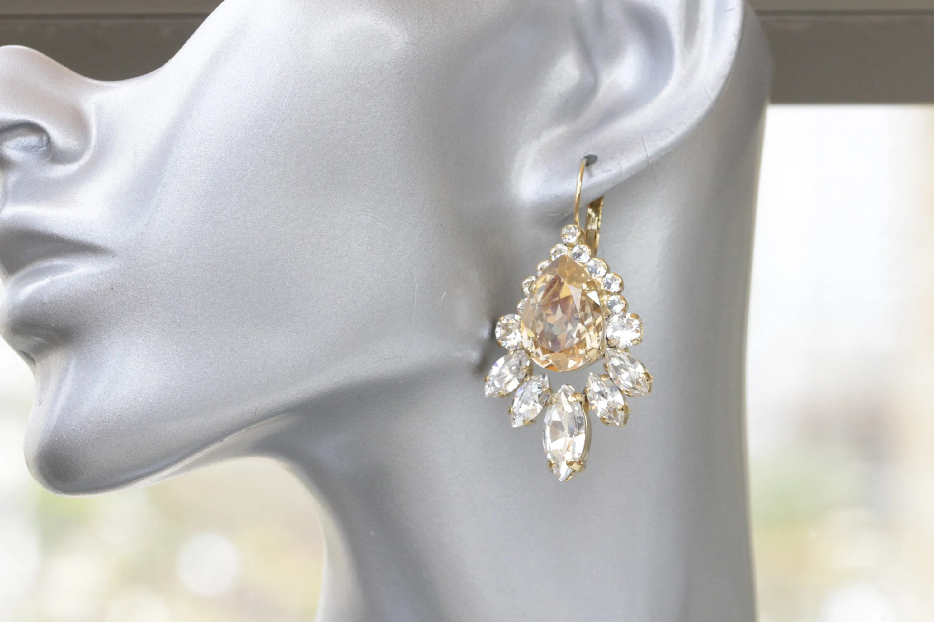 CHAMPAGNE JEWELRY