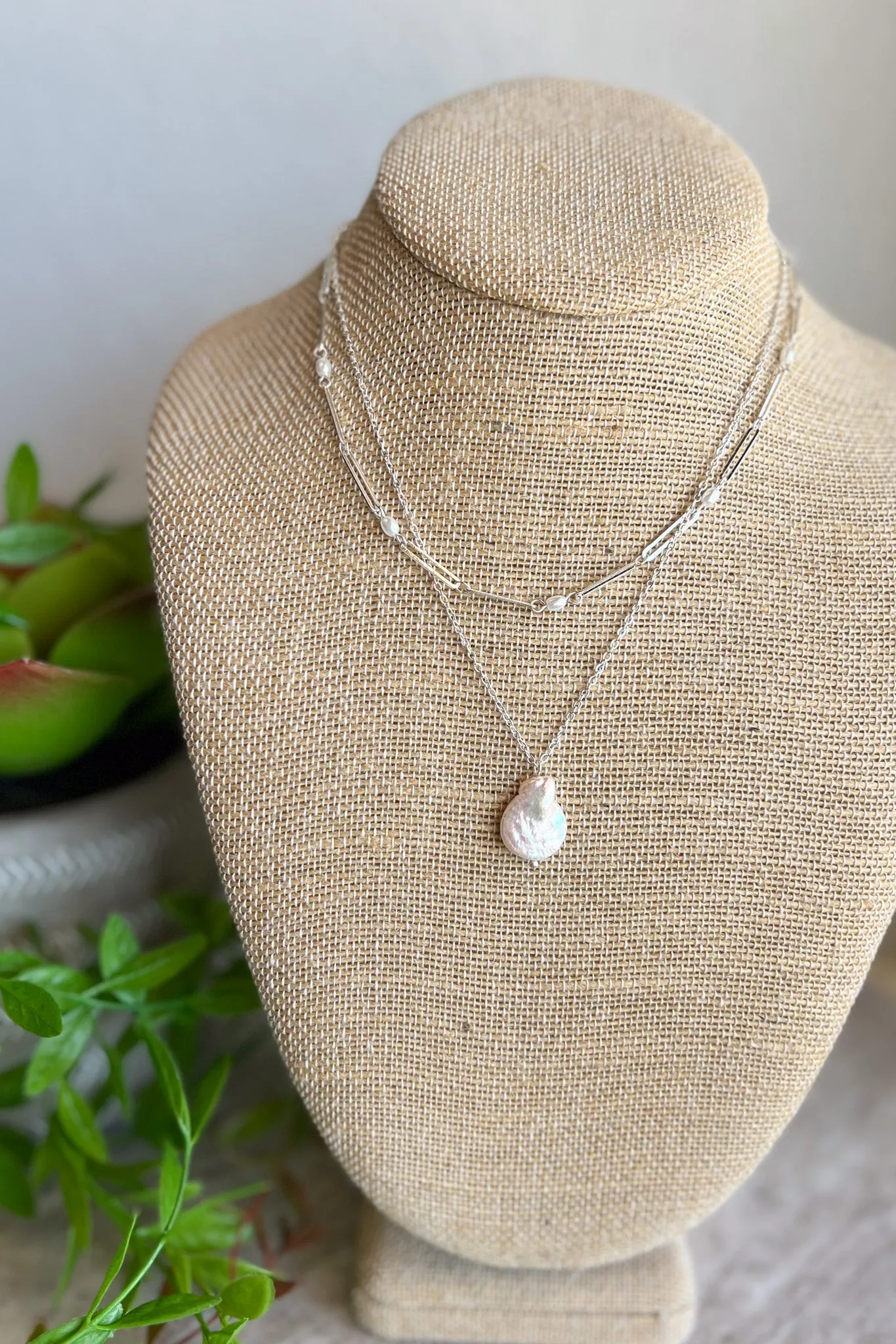 Coastal Cruise Necklace