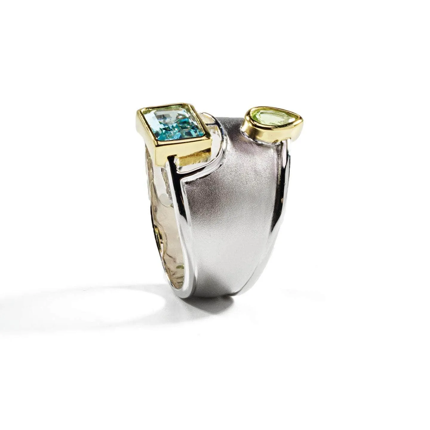 Deko Blue Topaz and Peridot Ring