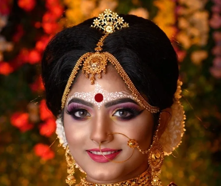 Floral Point Bridal Crown