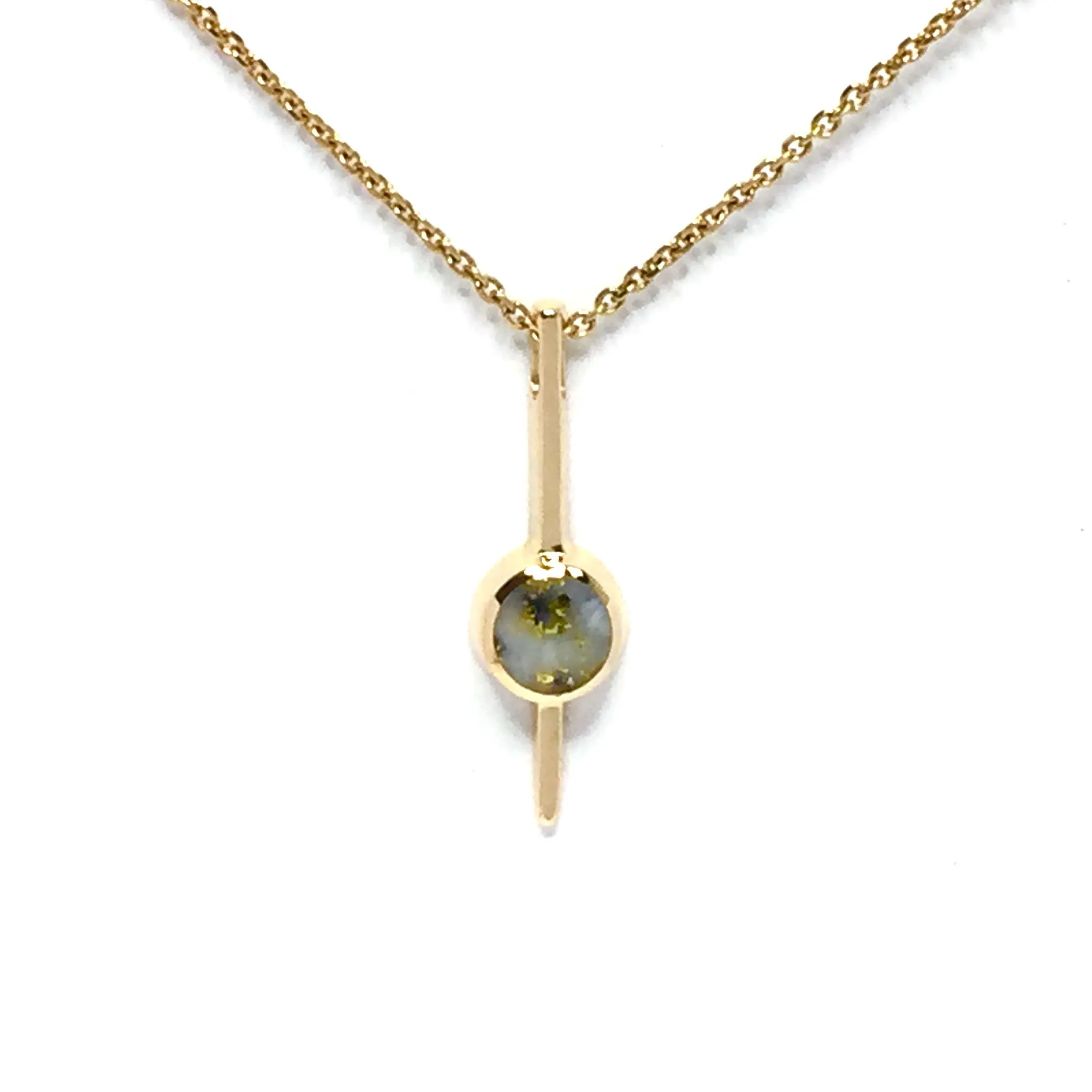 Gold Quartz Necklace Bar Design Round Fine Quality Inlaid Pendant