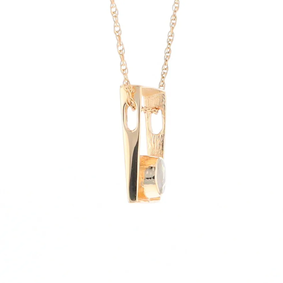 Gold Quartz Necklace Round Inlay Open Rectangle Design Pendant
