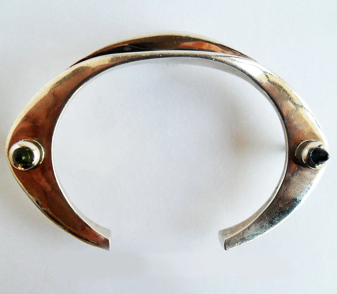 Hi-Tec Bangle
