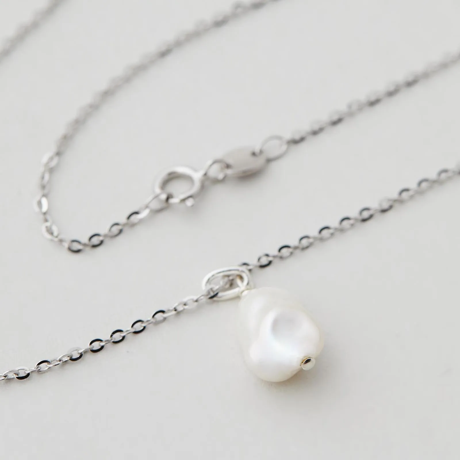 Keshi Pearl Necklace - Silver