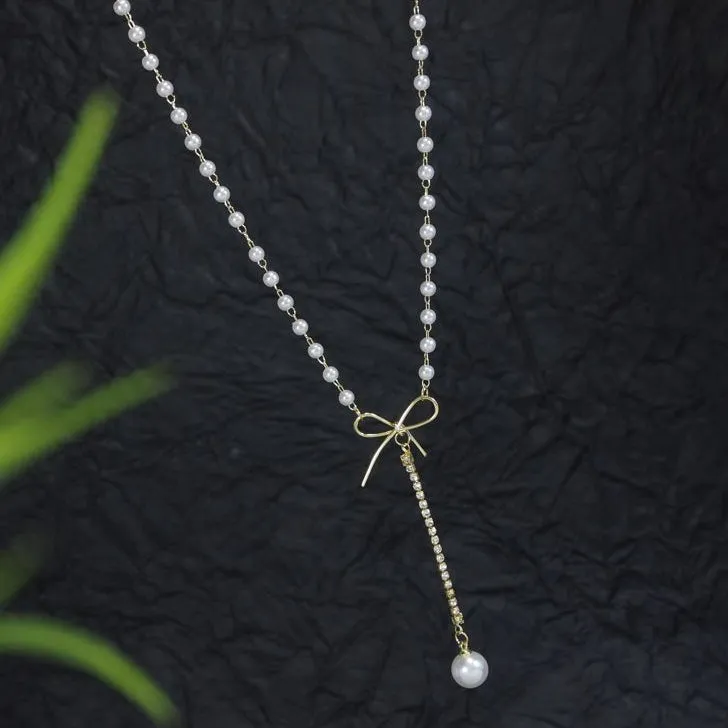 Knot Hanging Pearl Necklace