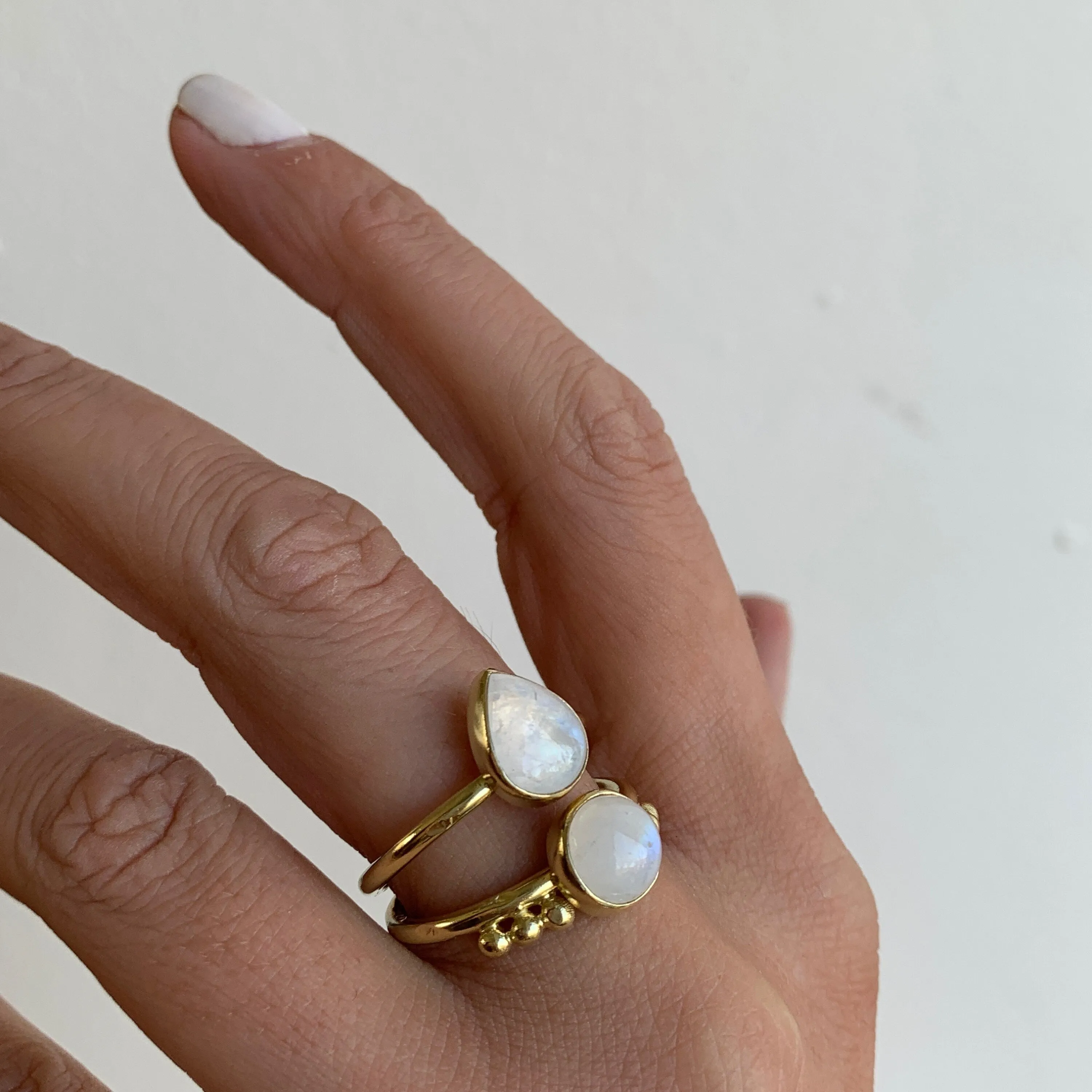 Lucia 14K Gold Rainbow Moonstone