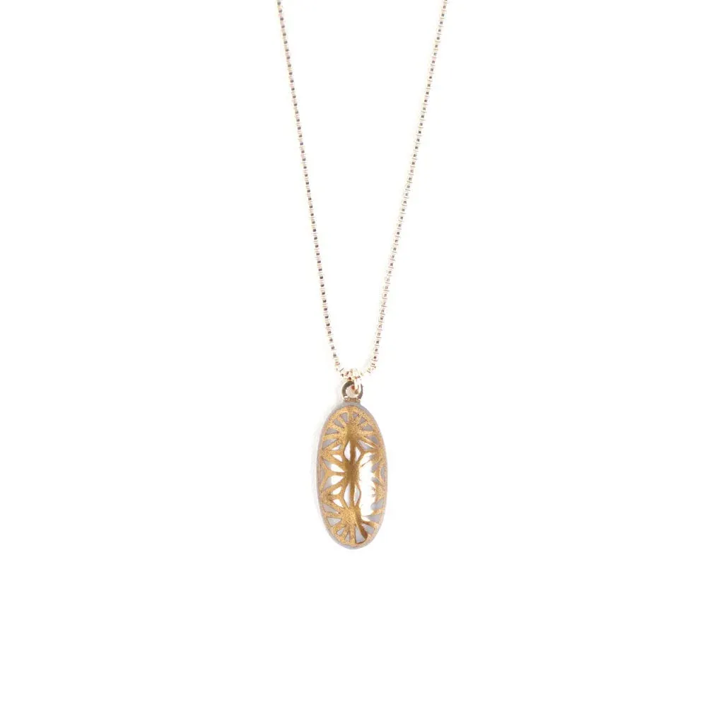 Maki-e Urushi Lacquer Pendant Necklace - White South Sea Pearl Shell / Geometric Hemp-Leaf Pattern -, Traditional Japanese Urushi Lacquer Jewelry