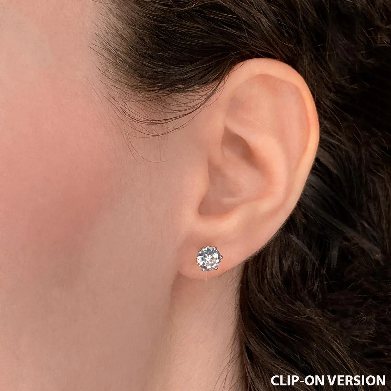 MEDIUM RHINESTONE STUD EARRINGS IN SILVER