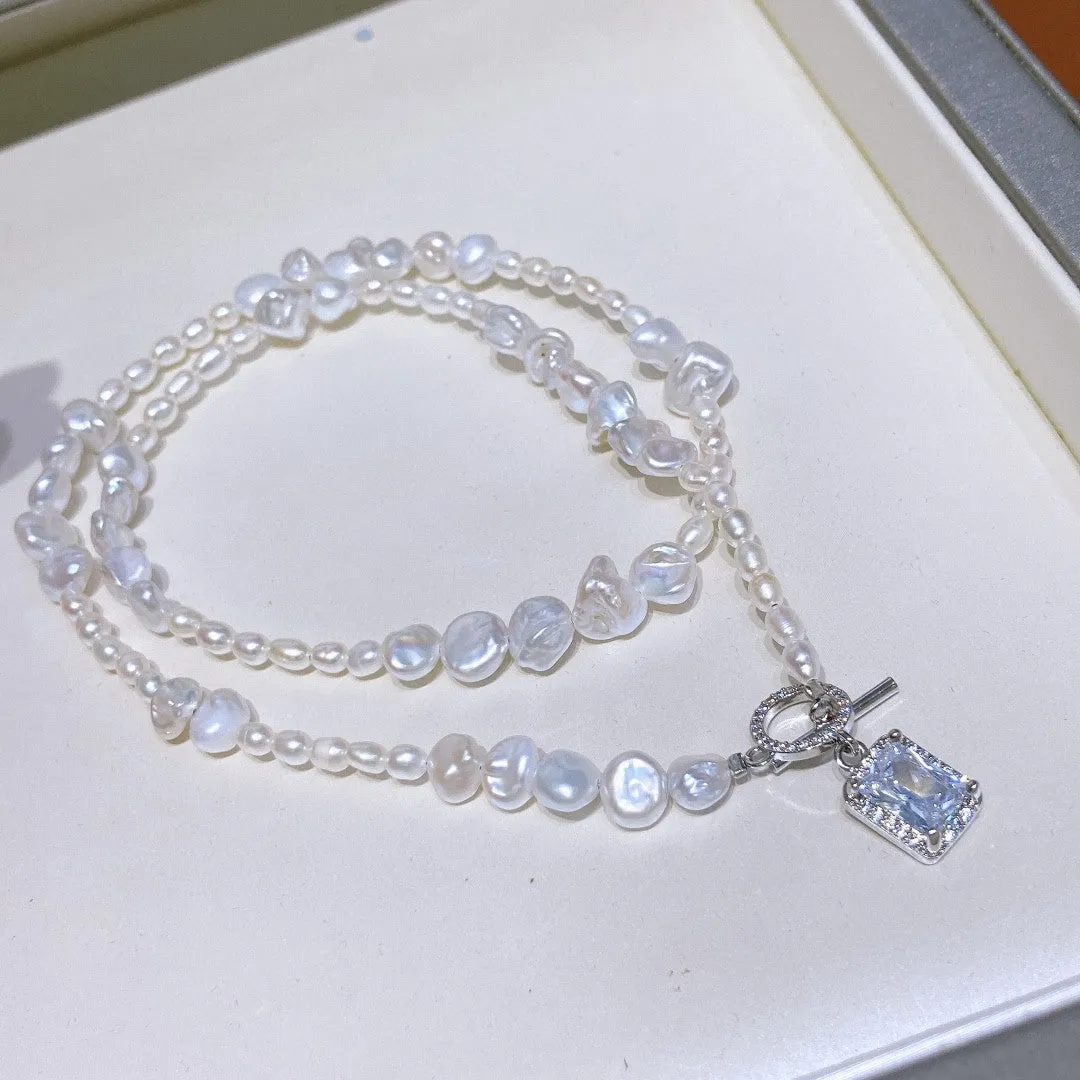 Natural freshwater baroque pearl necklace with pendant