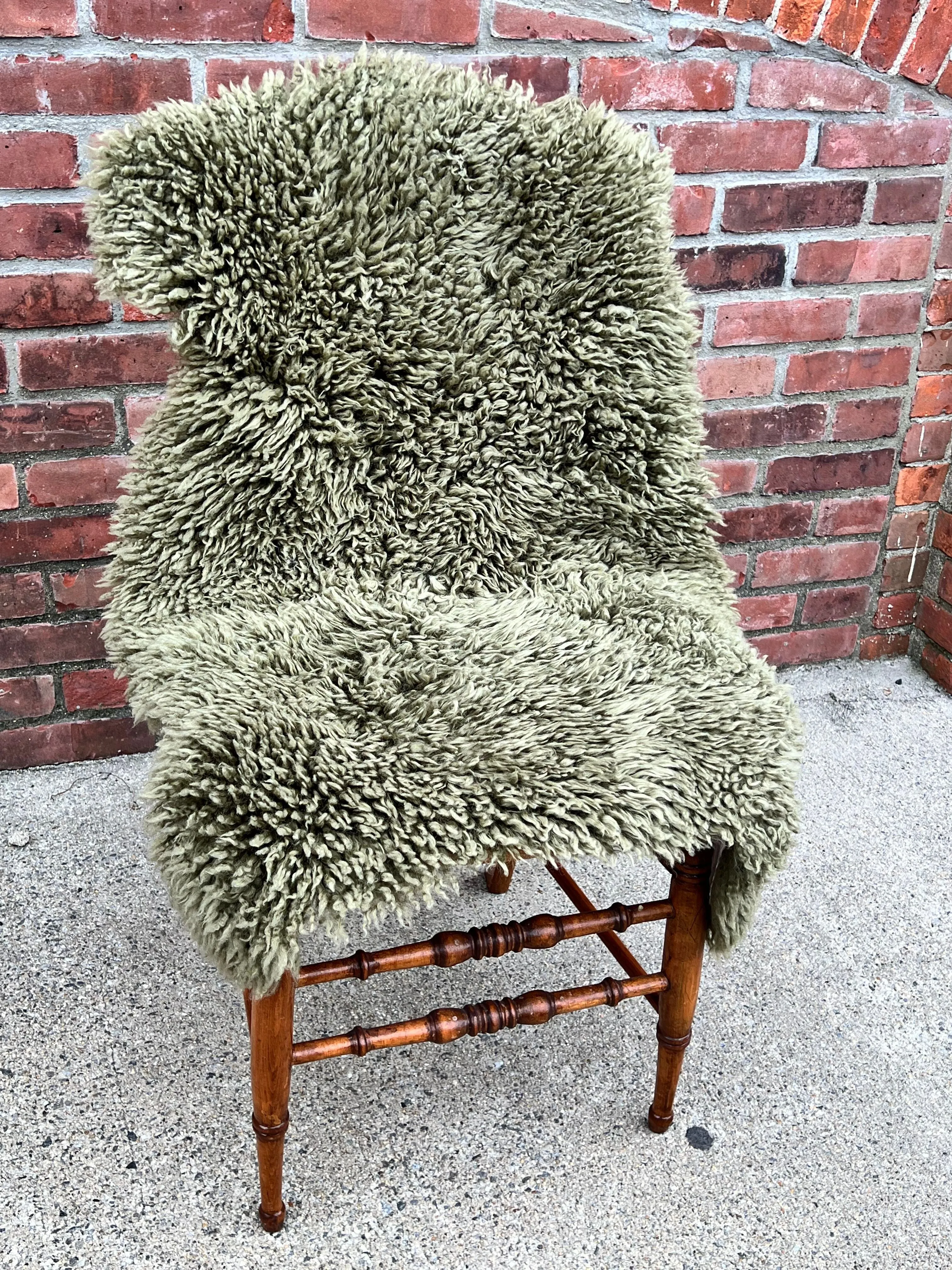 Peridot Peace Sheepskin
