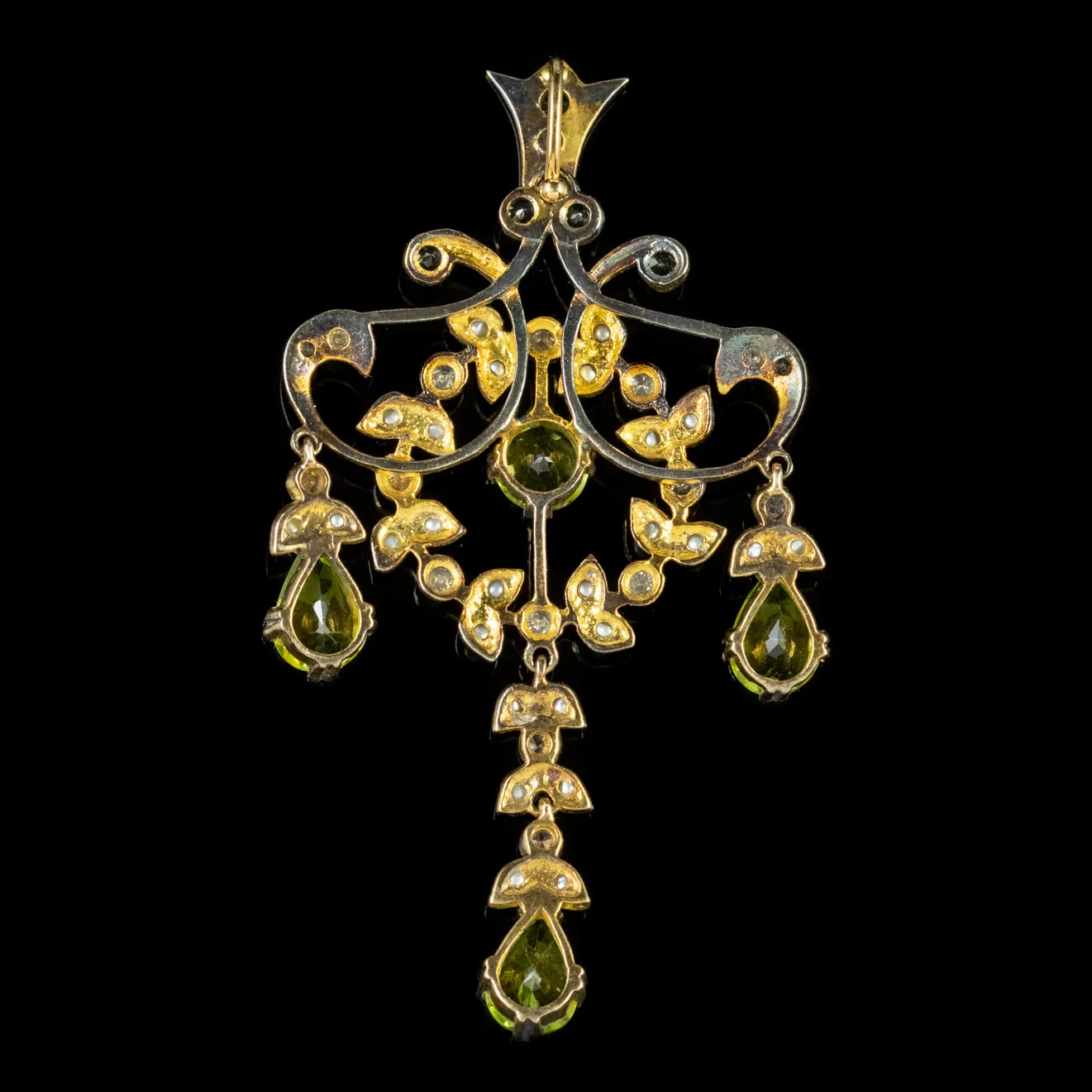 Peridot Pendant Pearl Diamond 18Ct Gold On Silver