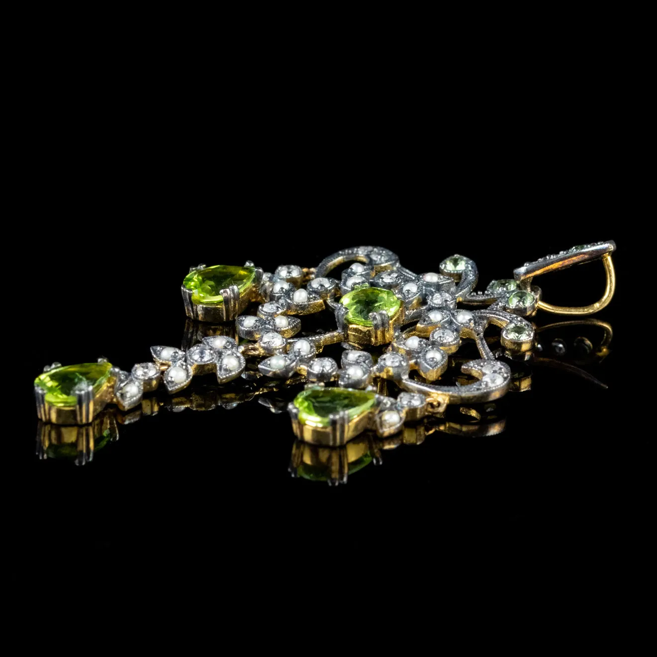 Peridot Pendant Pearl Diamond 18Ct Gold On Silver