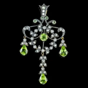 Peridot Pendant Pearl Diamond 18Ct Gold On Silver