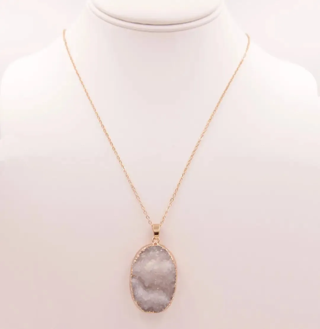 WHITE QUARTZ GENUINE STONE NECKLACE